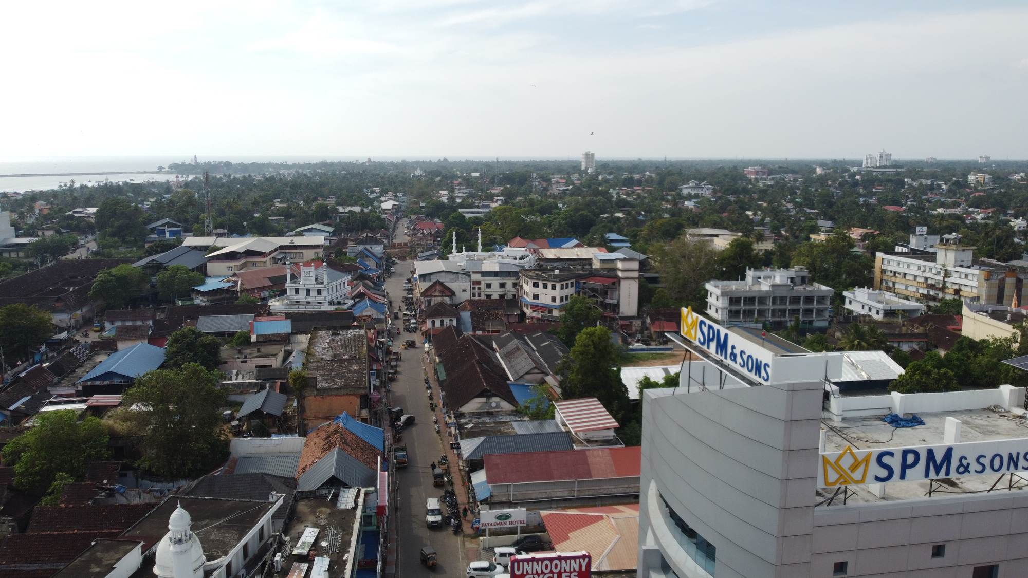 Street view of the SPM & Sons showroom in Kollam